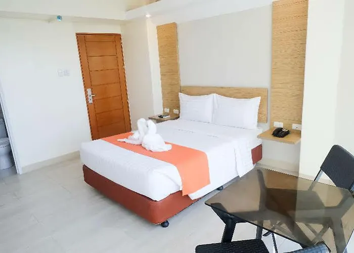 Mactan Hotel 2*